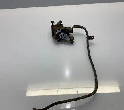 Mercedes-Benz E W211 Air suspension front height level sensor A0105427717 0105427717