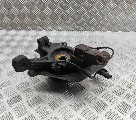 Fiat 500L Front wheel hub 51910432
