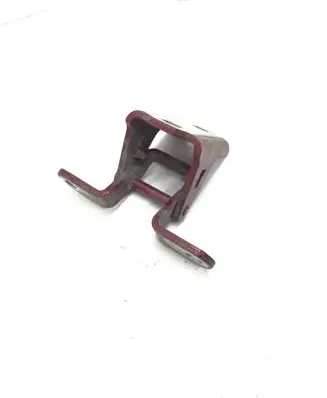 Opel Insignia A Front door lower hinge 046574