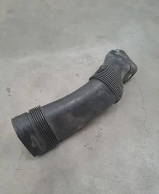 BMW 5 GT F07 Air intake duct part 7582310 1020523S02