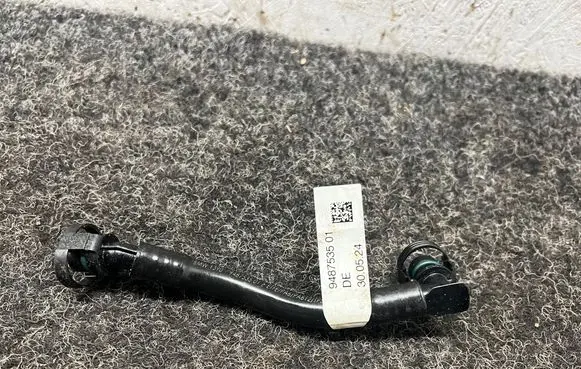 BMW X1 U11 Vacuum line/pipe/hose 9487535
