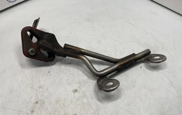 BMW 3 E90 E91 Muffler mount bracket/holder 7793243