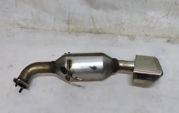 Hyundai Santa Fe Rear muffler/silencer tail pipe 