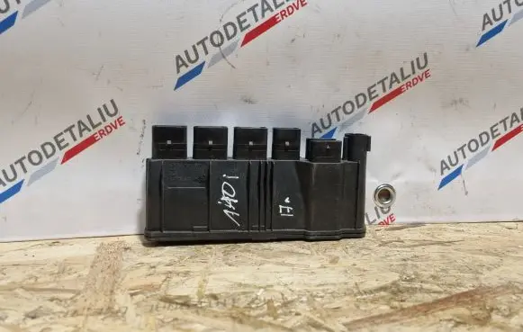 BMW 1 F20 F21 Power management control unit 8638551 185767