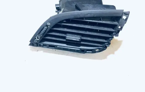 Peugeot 207 Dash center air vent grill 9650088477