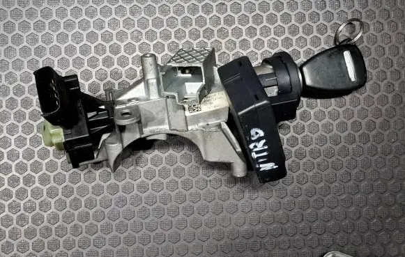 Dodge Nitro Ignition lock 04685719AG 17371853B