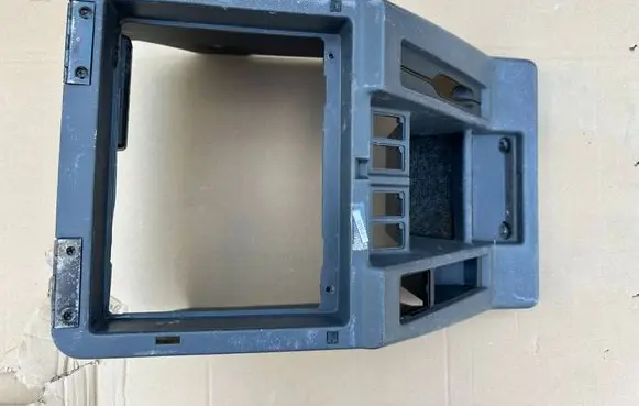 Nissan Patrol Y60 Center console 9691005J00