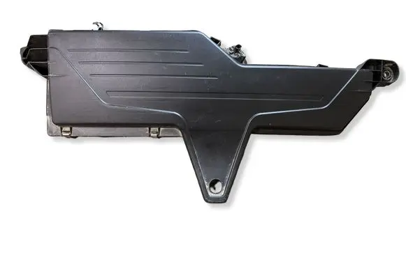 BMW 4 F32 F33 Air filter box 7604305