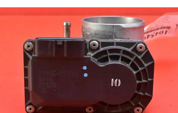 Toyota C-HR I Throttle body valve 22030-0T110