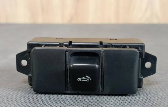 Mercedes-Benz CLK A209 C209 Folding roof switch A2098702010 2098702010