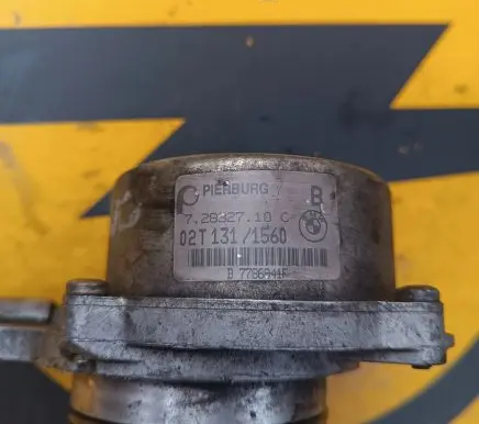 Opel Omega B1 Vacuum pump 7786841F