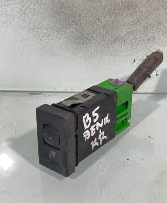 Volkswagen PASSAT B5 Seat heating switch 3b0963563