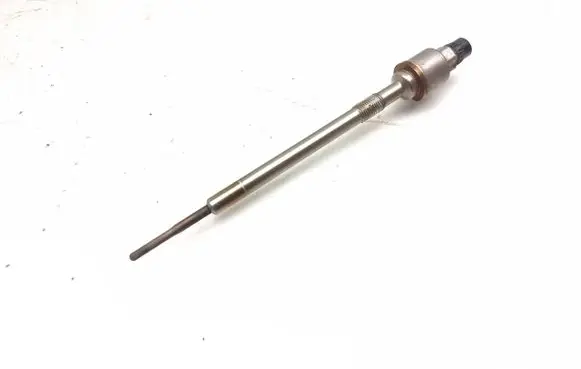 Opel Insignia A Glow plug 55590467 0103010906
