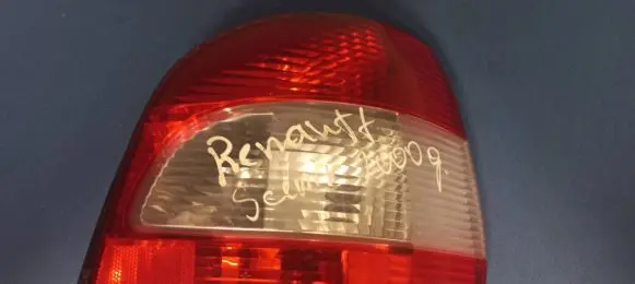 Renault Scenic II - Grand scenic II Rear/tail lights 2341D