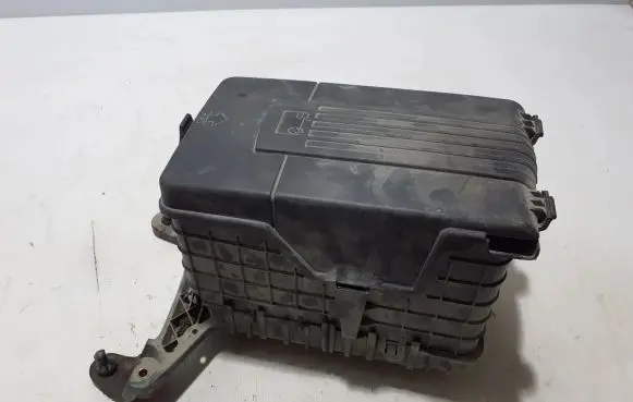Volkswagen Caddy Battery bracket 1K0915333