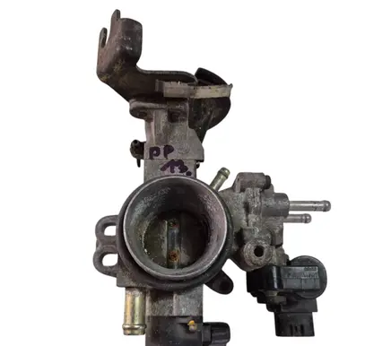 Toyota Yaris Throttle body valve 8945252010