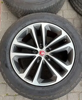 Jaguar F-Pace R19 forged rim HK8M1007VA