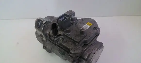 Lexus RX 450H Air conditioning (A/C) compressor (pump) 0422000464