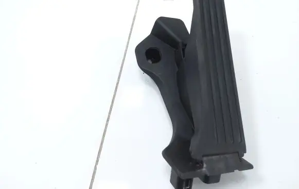 Skoda Superb B6 (3T) Accelerator throttle pedal 1K1723503