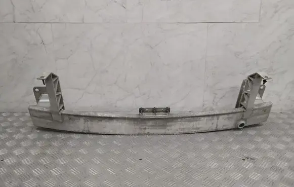 Hyundai Kona I Front bumper cross member 