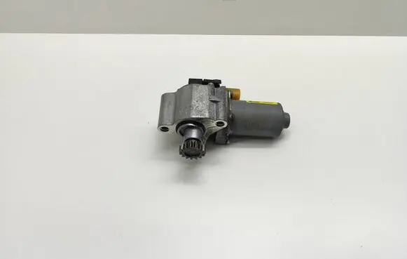 BMW 5 E60 E61 Gearbox-reducer motor 7537077 2710753707701 13774410