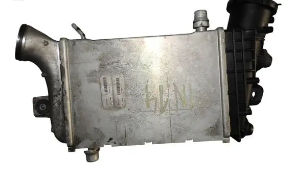 Mercedes-Benz E W213 Intercooler radiator A6420900414