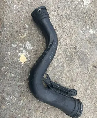 Volkswagen Golf IV Intercooler hose/pipe