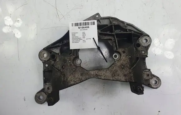 Audi A8 S8 D4 4H Engine mount bracket CJ220012287