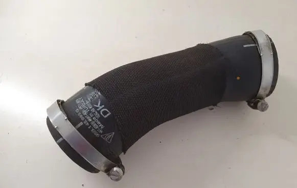 Porsche Macan (95B) Intercooler hose/pipe 95B145993G