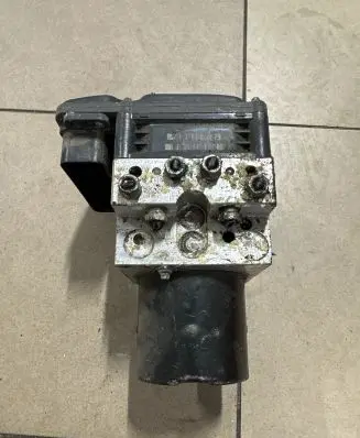 BMW X5 E70 ABS Pump 6788219 DSCE70 6788220