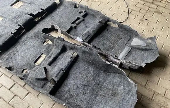 Toyota Prius+ (ZVW40) Interior carpet 