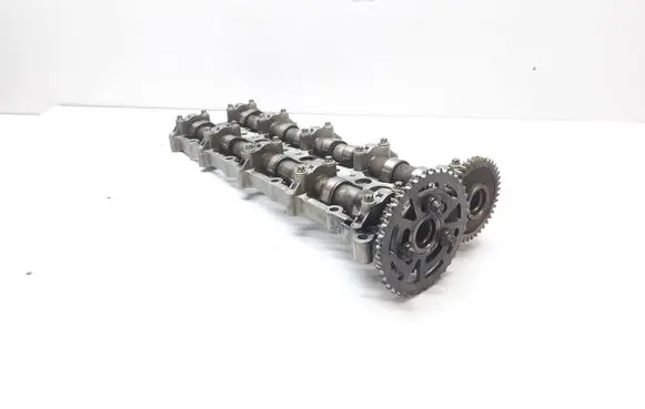 BMW 3 E90 E91 Camshaft 7797512 11317797512 7797513
