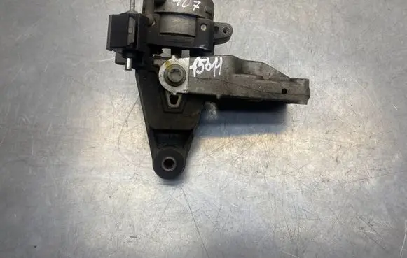 Peugeot 407 Engine mount bracket 9646119980 326C65
