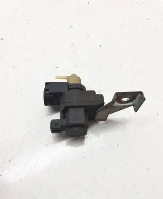 Suzuki Grand Vitara II Turbo solenoid valve 8200186264