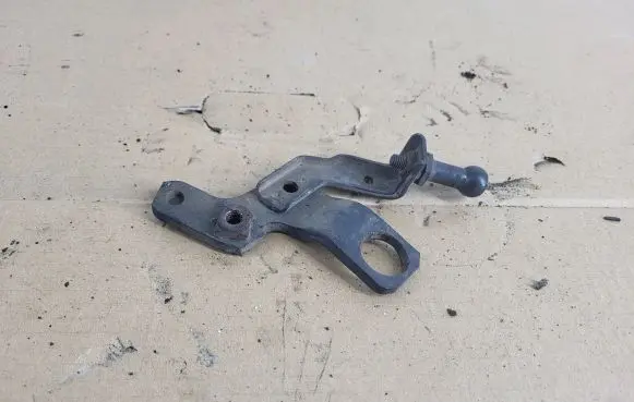 Volkswagen Sharan Other engine bay part 038906331A