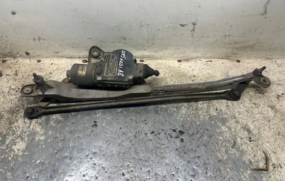 Audi A8 S8 D3 4E Front wiper linkage and motor 4E1955119B 4E1910113B 0390241851