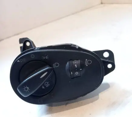 Ford Focus Light switch 04052524 001006C