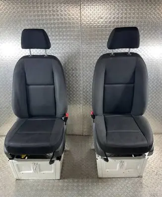 Mercedes-Benz Sprinter W907 W910 Front double seat 