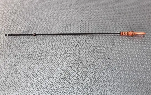 Volkswagen PASSAT B5.5 Oil level dip stick 038115611B
