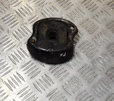 Mercedes-Benz SLC C107 Engine mount bracket 1072412613 A1072412613