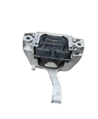 Volkswagen Golf VII Engine mount bracket 5WA199262D 17032021