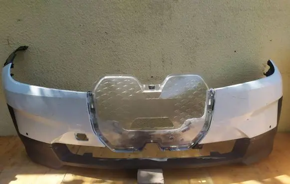 BMW iX Front bumper 