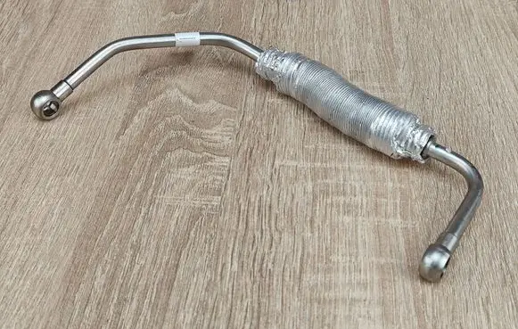 BMW 4 G22 G23 G24 G26 Turbo turbocharger oiling pipe/hose 8586485