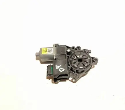 KIA Ceed Front door window regulator motor 82460J7015