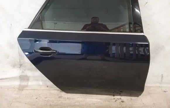 Rear door