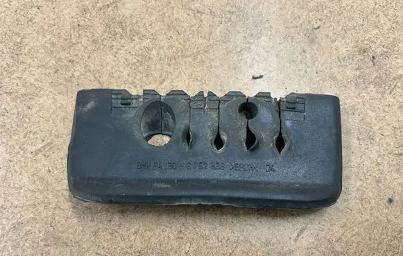 BMW 3 E46 Vacuum line/pipe/hose 34306752336 6752336