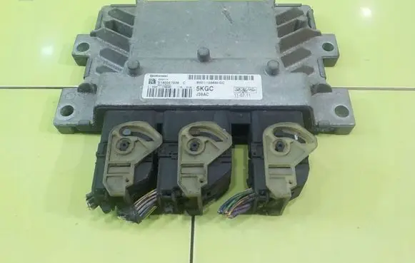 Ford Fiesta Other control units/modules 8M5T19C112AT