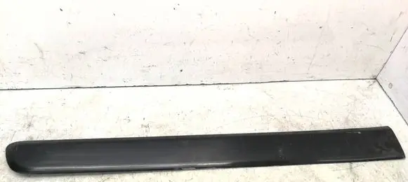 KIA Carnival Front door trim (molding) 877114D100