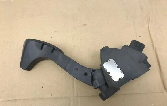 Toyota Auris E180 Accelerator throttle pedal 7811002120