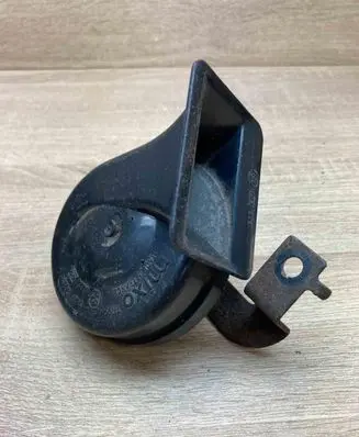 BMW 3 E36 Horn signal 00884 CH2013 TR99